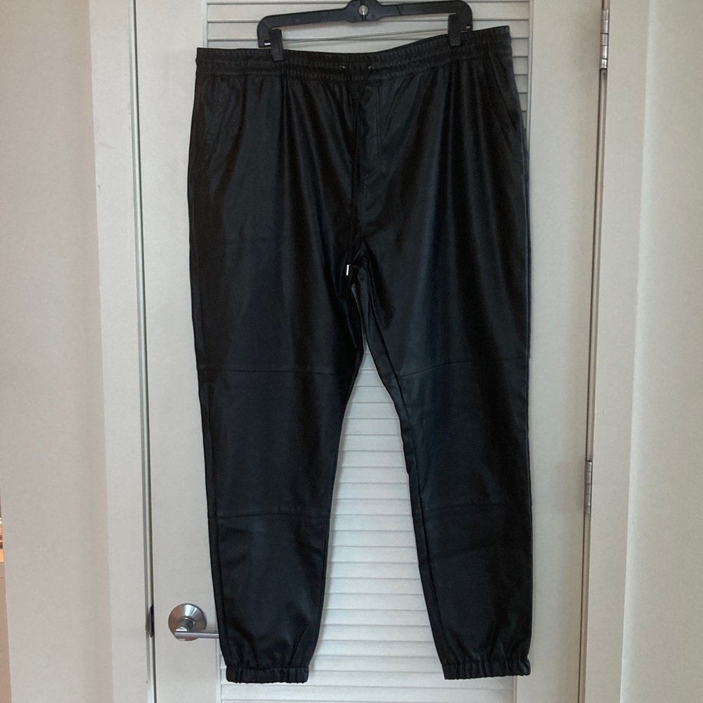 Fashion Nova / NovaMen Sleek Black Faux Leather Joggers Size XXL